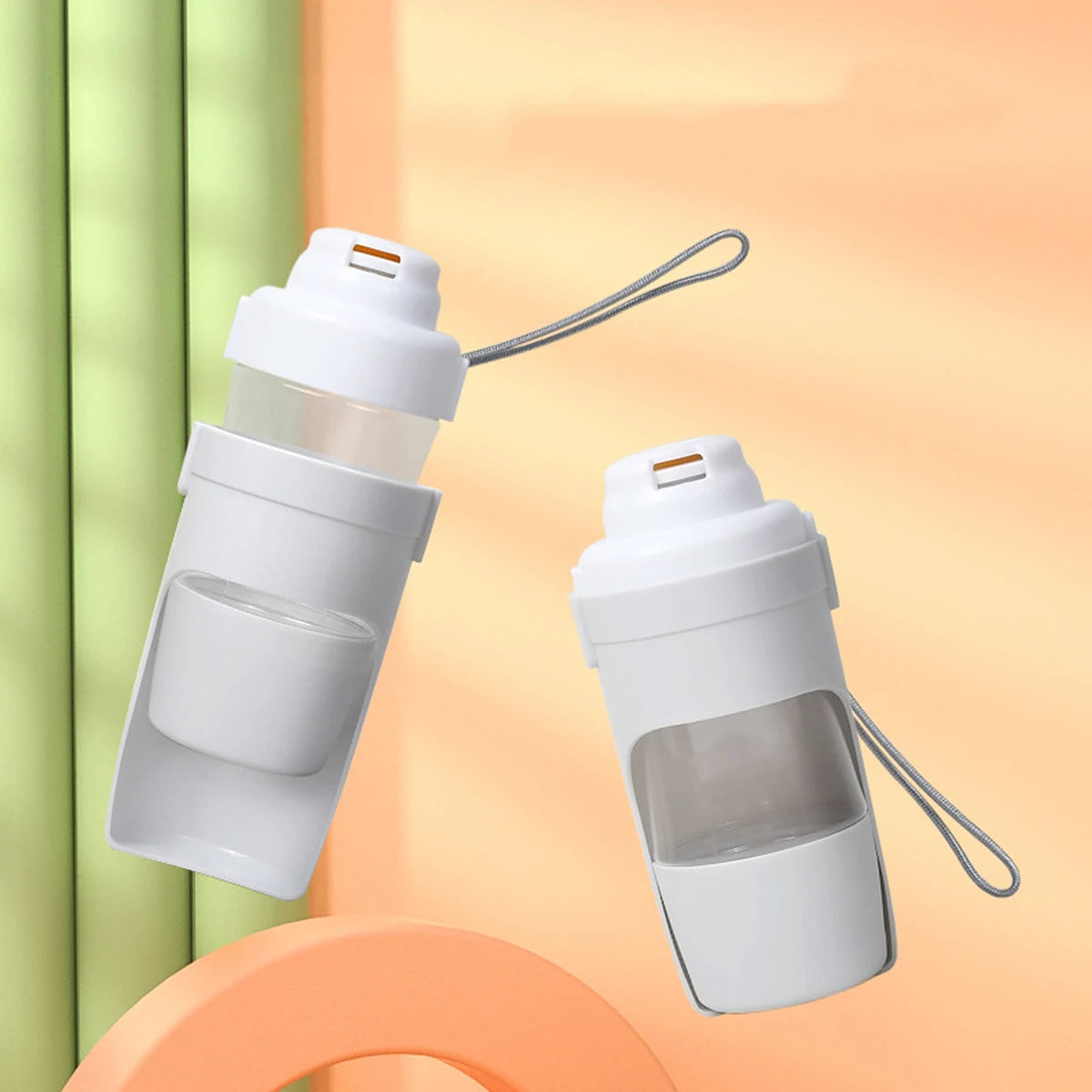 Botella de Agua Portátil para Perros y Gatos con Compartimento de Comida