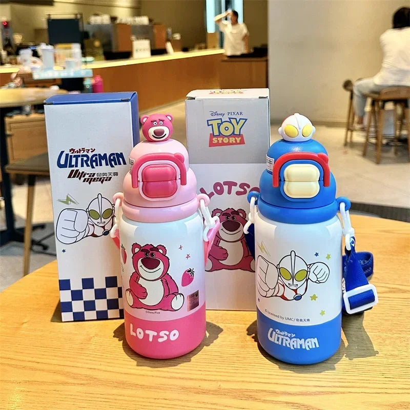 Termo Disney 500ml | Botella Térmica Acero Inoxidable con Tapa Pop-up y Cuerda | Lotso, Mickey, Elsa
