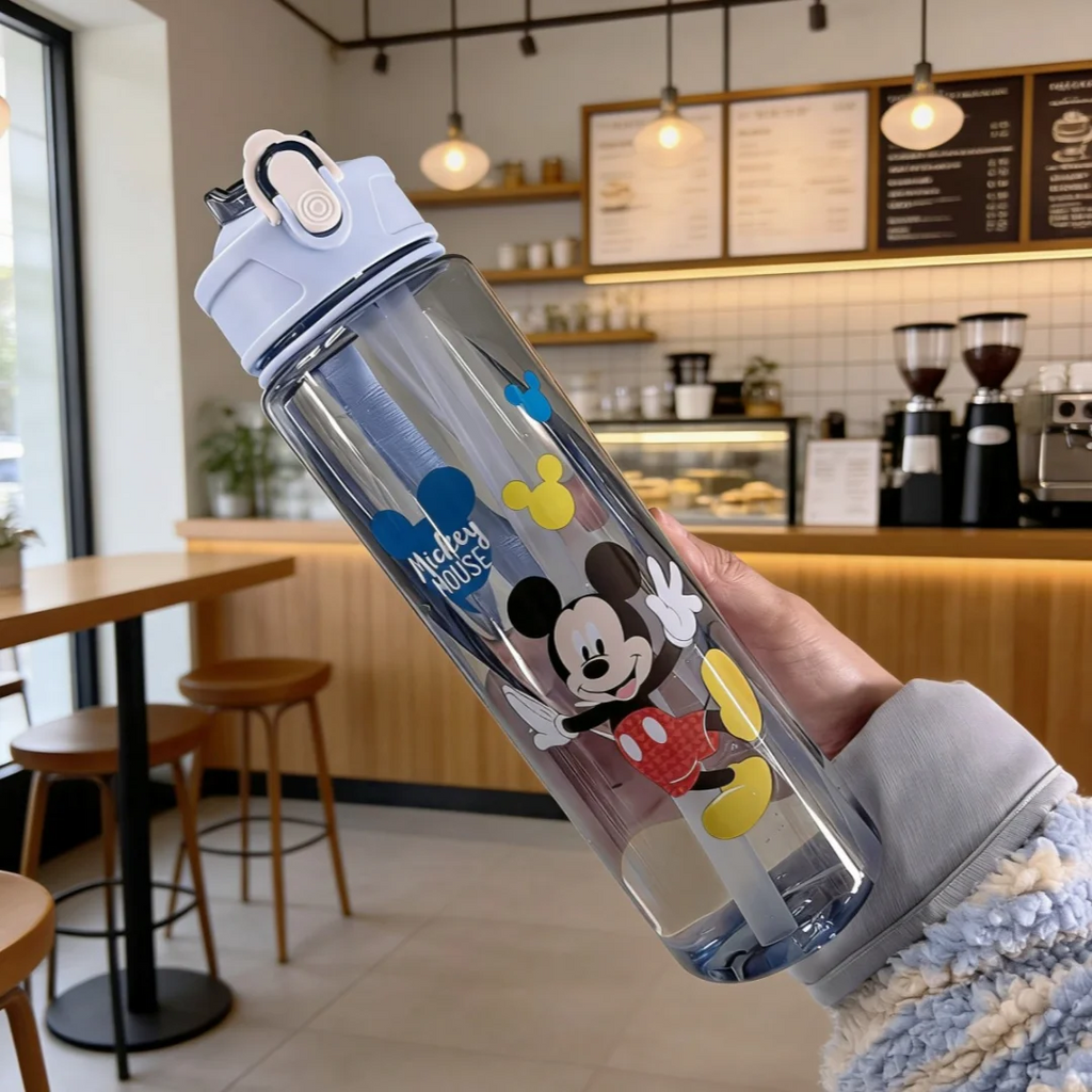 Botella de Agua Cartoon 750ml – Diseño Kawaii con Sorbete y Tapa Antiderrame